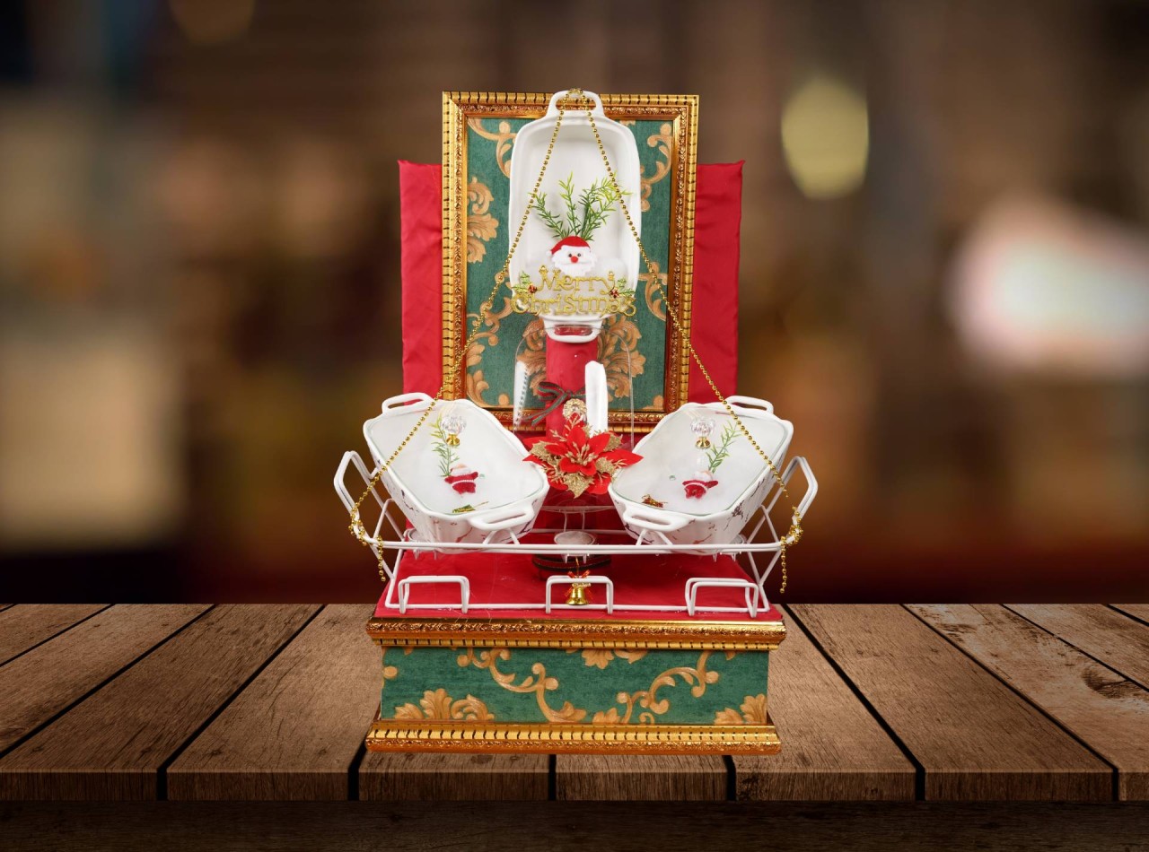 2025 HAMPERS NATAL SNOW PRINCE PINK